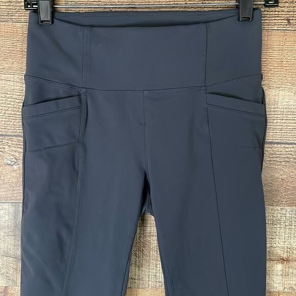 Athleta Metro High Waisted Leggings Side Pockets Back Pockets Gray Size Small - Picture 2 of 9